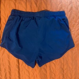 XS underarmour workout shorts